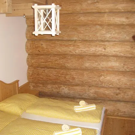 Bärenhütte Tröpolach-nassfeld * Jenig