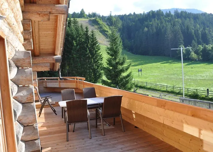 Baerenhuette Troepolach-nassfeld יאניג